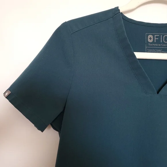 FIGS 'CASMA' SCRUBS TOP TEAL GREEN 3 POCKET V-NECK SHORT SLEEVE WOMENS (XS) - Picture 4 of 13